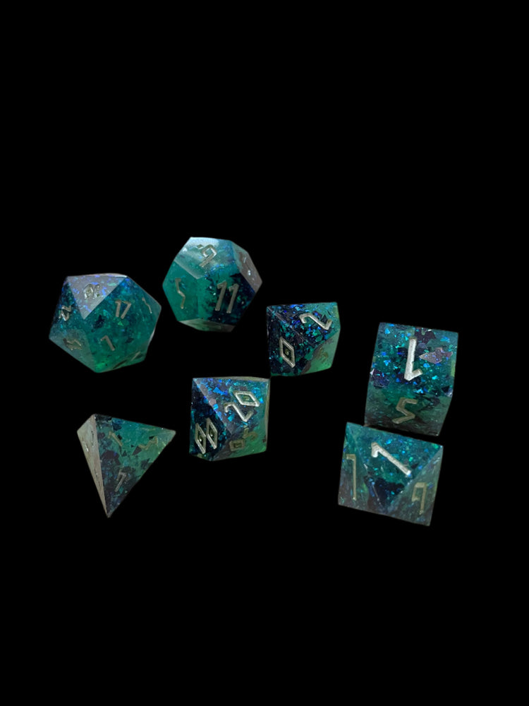 Handmade resin roll playing dice overview