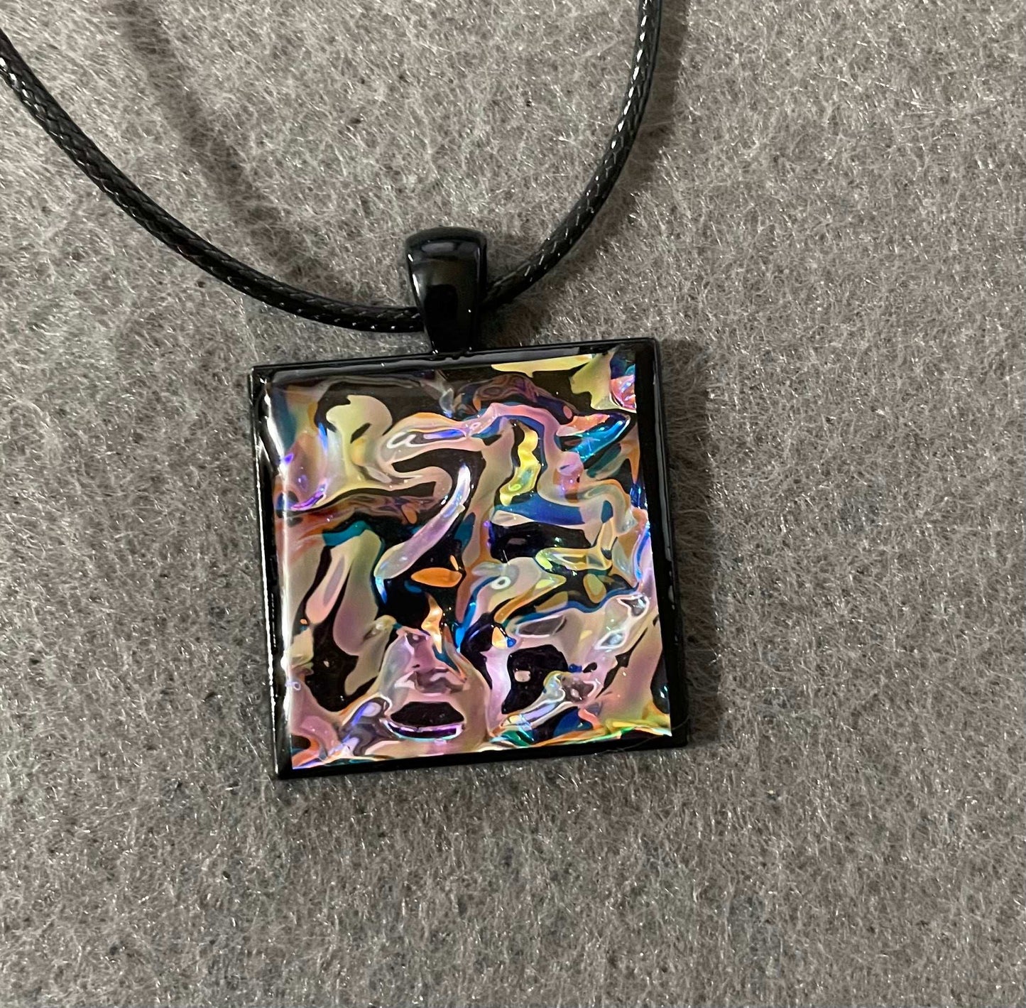 Color shifting handmade pendant