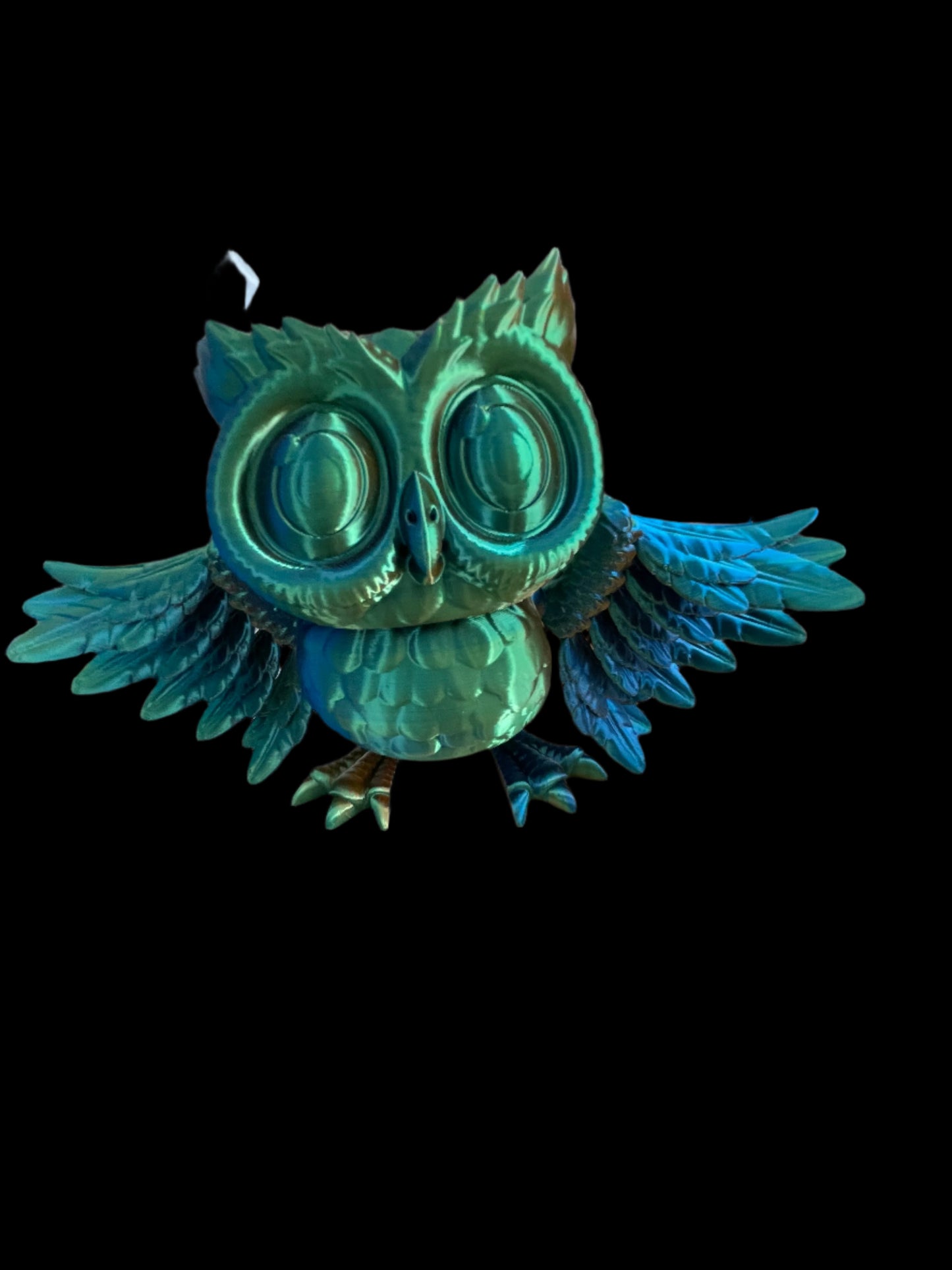 Cute 3D printed owl with moveable wings-color shifting