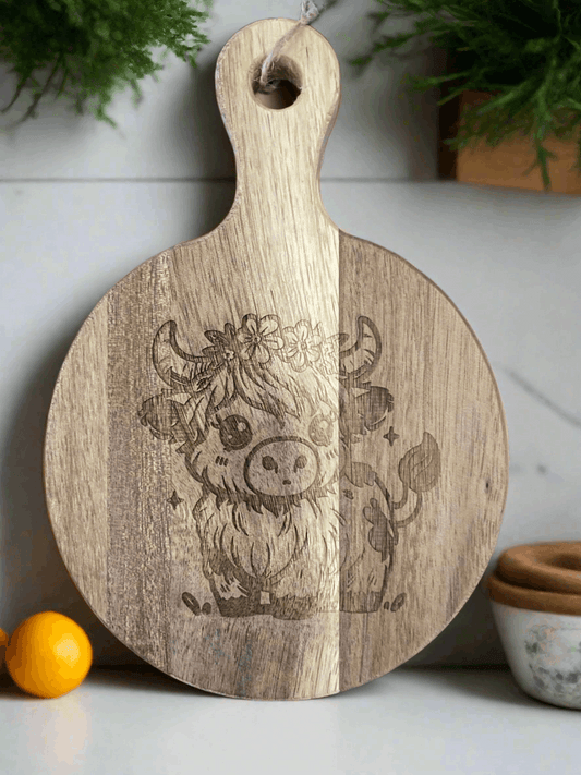 Adorable mini cutting board with cute cow