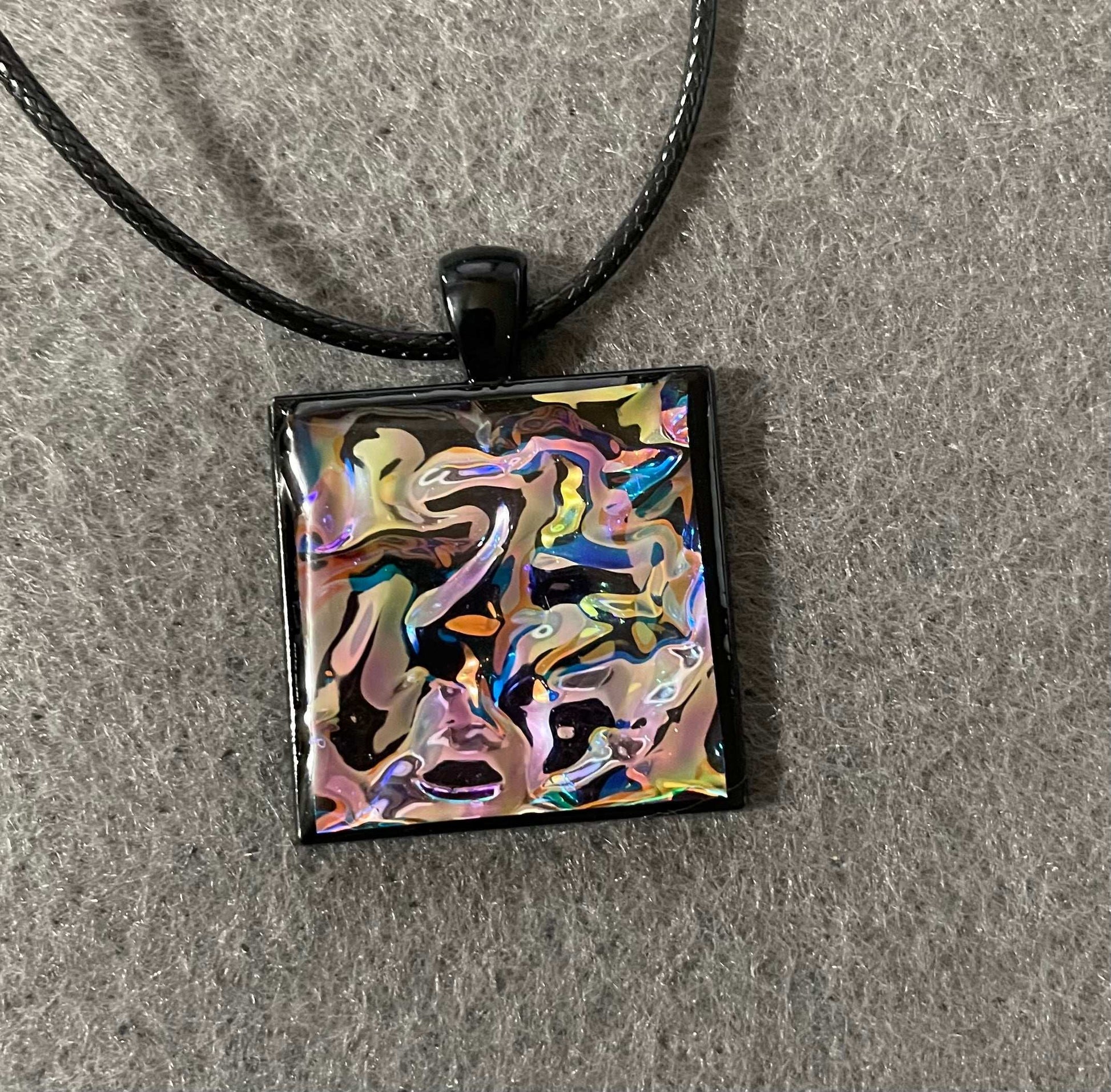 Color shifting handmade pendant